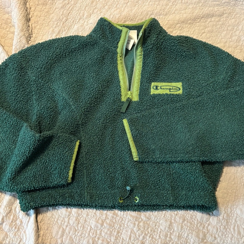 Champion cropped Green Fleece Pullover✨